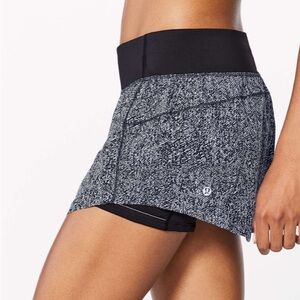 Lululemon Final Lap Skirt
Irregular Denim Twill Print Ice Grey Black size 8